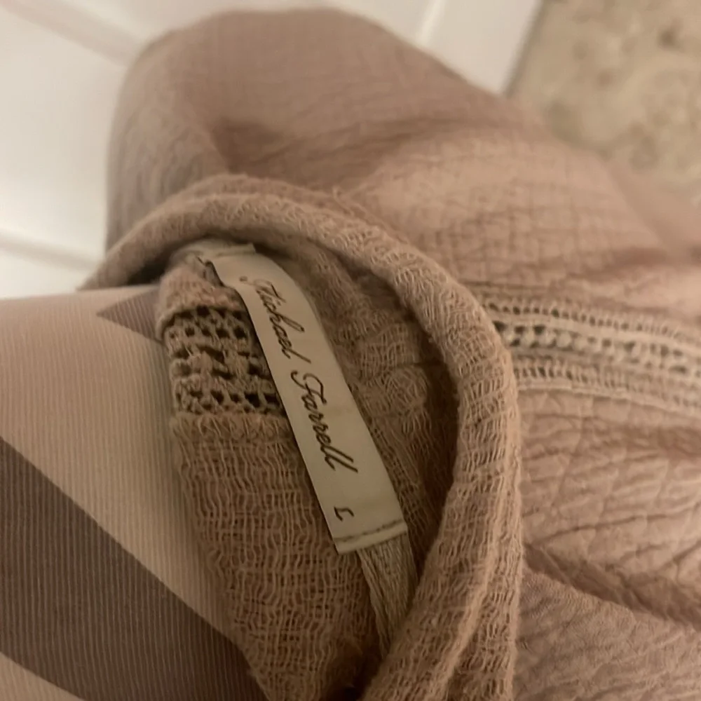 Michael Farrell top - Picture 5 of 5